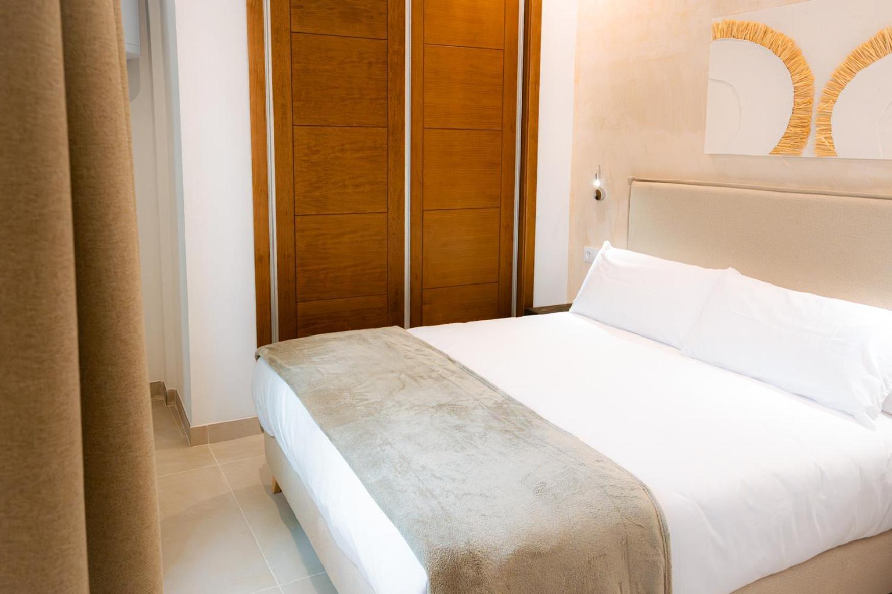 Jr Alborada Aparthotel Tarifa